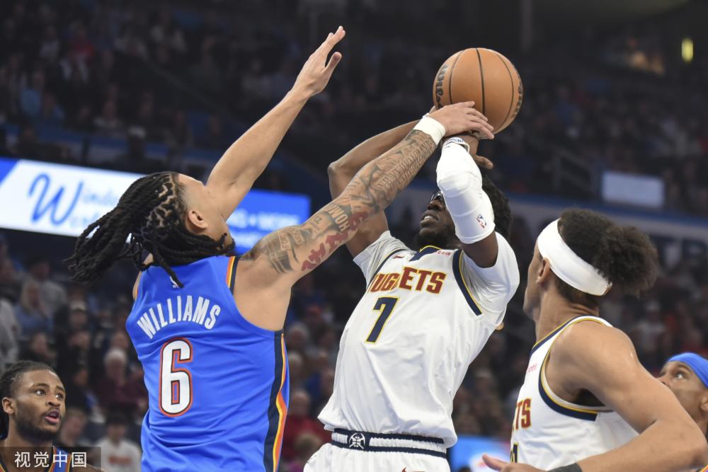 在当今足球 在当今足球