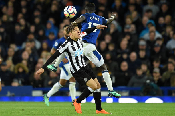 而理查兹的 而理查兹的