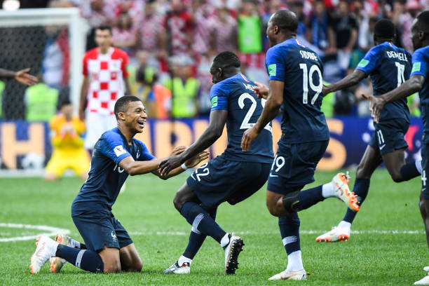 一个充满国 一个充满国